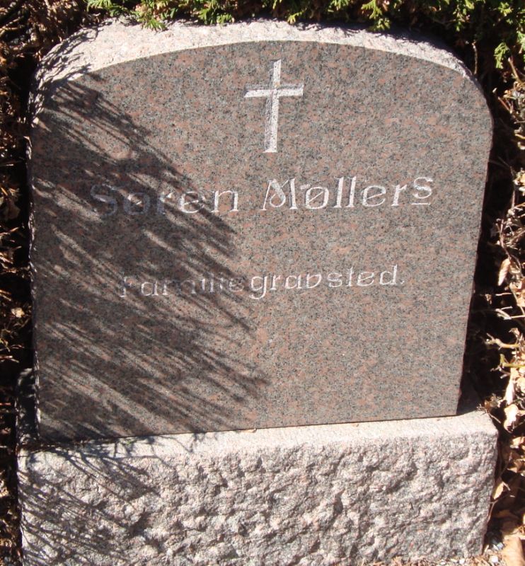 Soeren Moellers familiegravsted.JPG